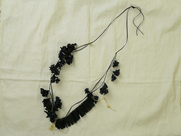 coton, japanese, black flower necklace, accessories, the looksee