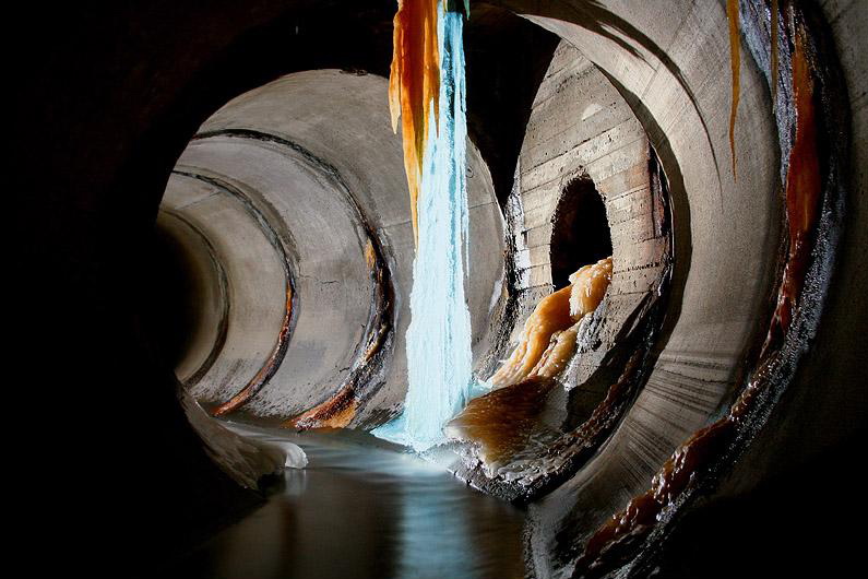 russian sewers, stalactite, stalagmite, geology, thelooksee
