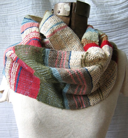 pidge pidge, scarf, handmade, etsy, loomed, thelooksee