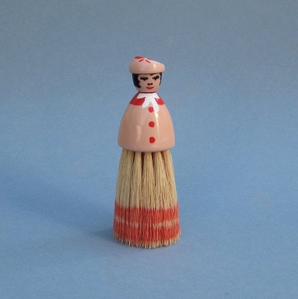 uncommon_eye_ladybrush, etsy, vintage, shopping, finds, charm, thelooksee