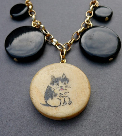 the looksee, jewelry, cat, vintage beads, bone, horn, fashion